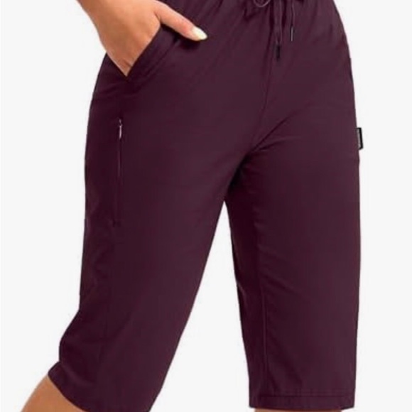 Women's 15” Long Hiking Cargo Capris Stretch Quick Dry Bermuda Shorts - Picture 6 of 7